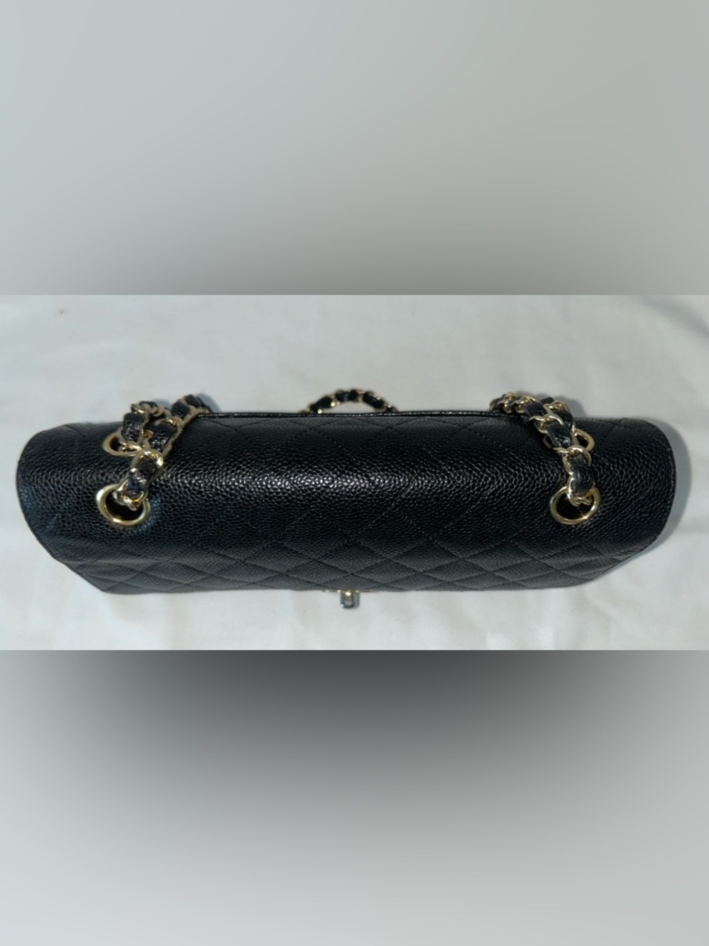 CHANEL Medium Classic Double Flap Caviar Quilted Handbag Black / 24K Gold - Picture 8 of 15